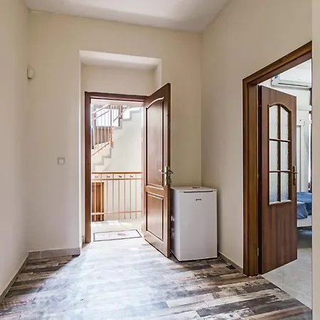 Apartment Vintage House 1
